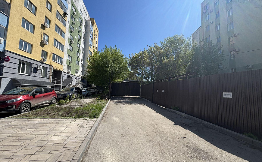 Склад с пандусом в центре городе , 400 м² фото
