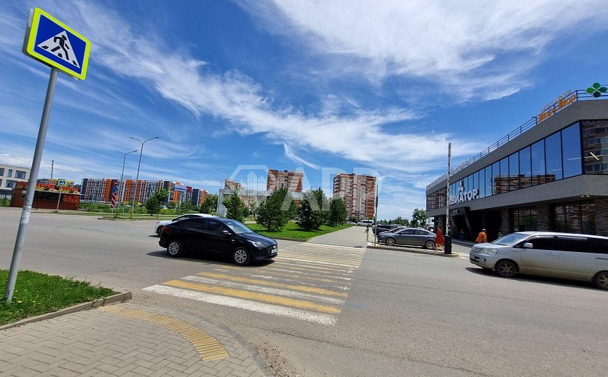 Сдаю остров 7,14 м² ТЦ Авиатор фото