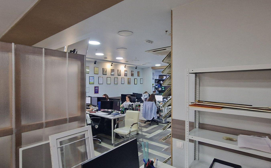 Офис 206,2 м² с арендатором в Миллениуме фото