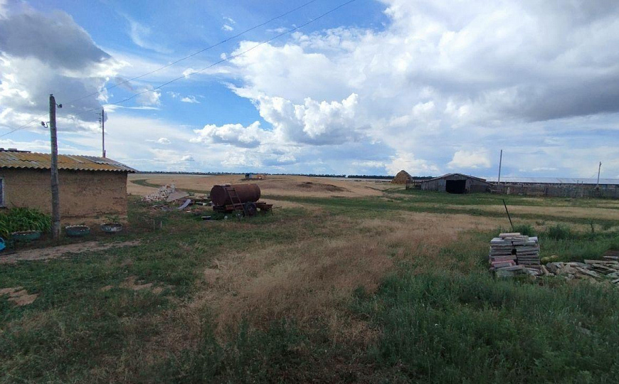 Земельный участок с постройками!!! фото