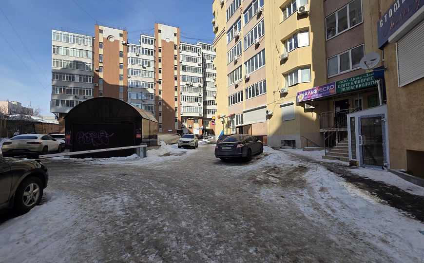 Сдам офисное помещение, 250 м² фото