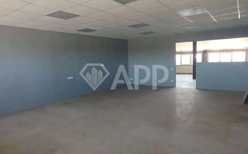 Сдам отдельно стоящее здание, 2 500 м² фото