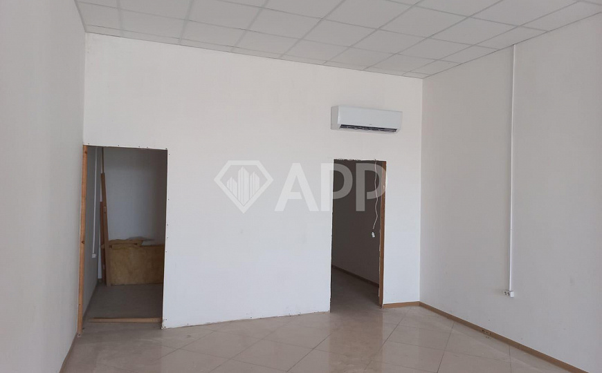 Сдаю 1 этаж 1 линия с ремонтом, 79 м² фото