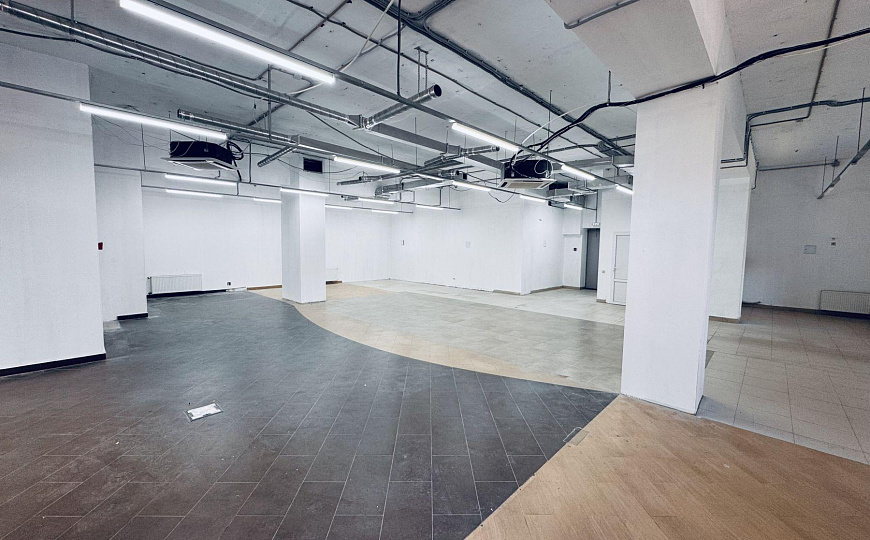 Помещение в ТЦ Октава, 203 м² фото