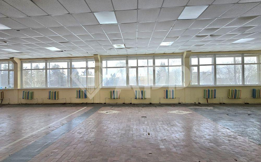 Сдам торговый центр, 819 м² фото