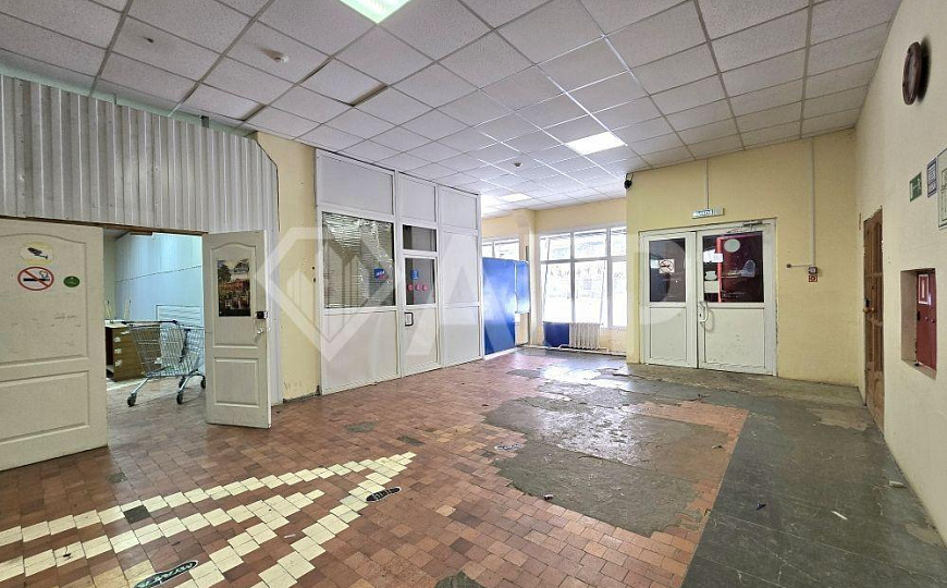 Сдам торговый центр, 819 м² фото