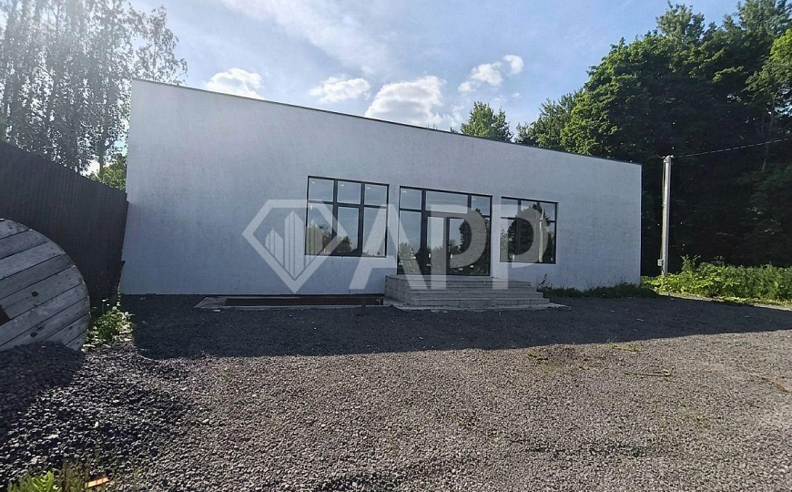 Сдам отдельно стоящее здание, 350 м² фото