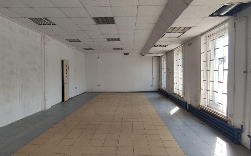 Помещение на трафике 89 м2 фото