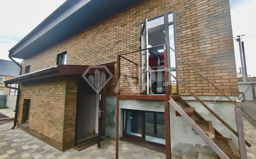 Сдам отдельно стоящее здание, 137 м² фото