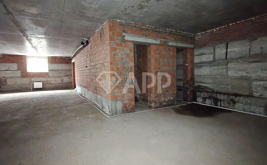 1 линия возле авт.остановки 405м² фото