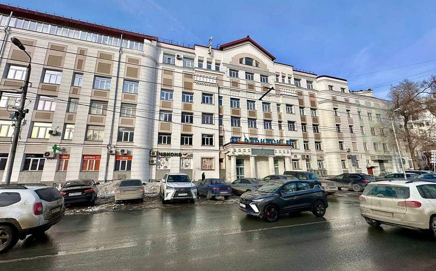 Продажа помещения 1163,6 кв.м. в ТЦ «Вавилон» фото