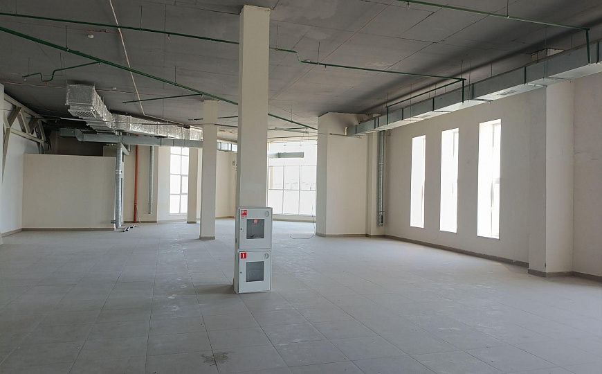 Сдается 350м² на 1 этаже торгового центра фото