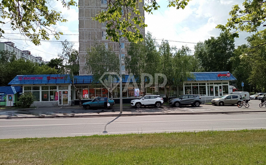 Сдам торговое помещение, 53,9 м² фото