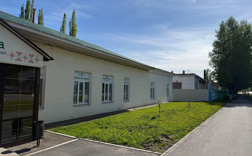Продам помещение на красной линии фото