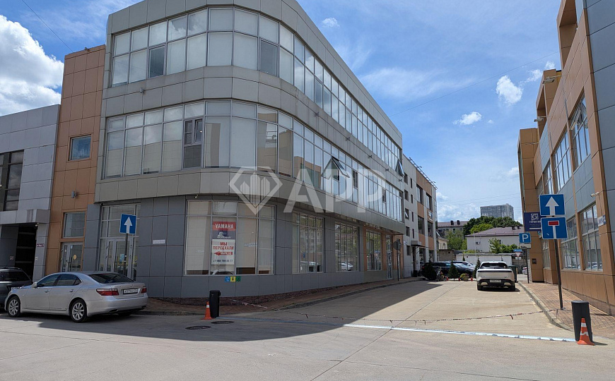 Продам отдельно стоящее здание, 700 м² фото