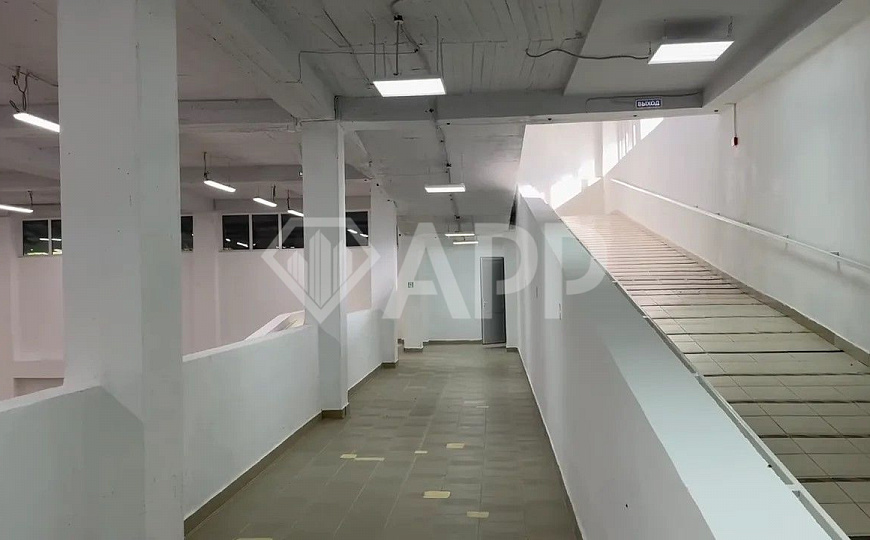 Сдам торговую площадь от 430 до 1000 м² на трассе А-147  фото