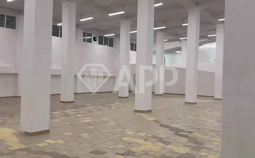Сдам торговую площадь от 430 до 1000 м² на трассе А-147  фото