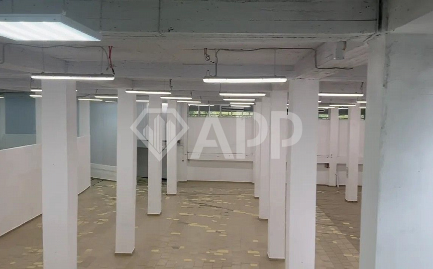 Сдам торговую площадь от 430 до 1000 м² на трассе А-147  фото