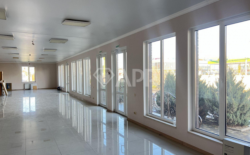 Сдаю складское помещение, 1000м² на 1 линии фото