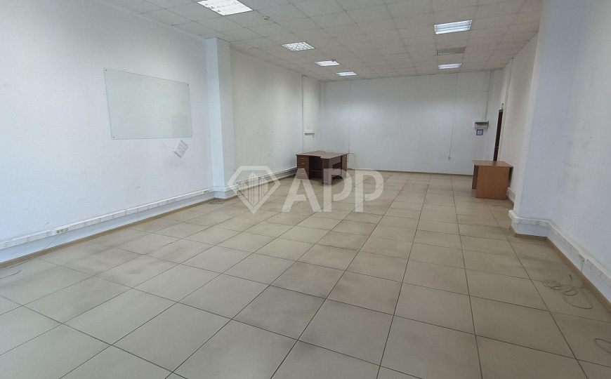 Сдаю офис с ремонтом 82 м² центр вблизи морского торгового порта фото
