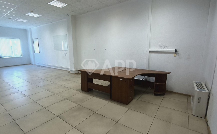 Сдаю офис с ремонтом 82 м² центр вблизи морского торгового порта фото