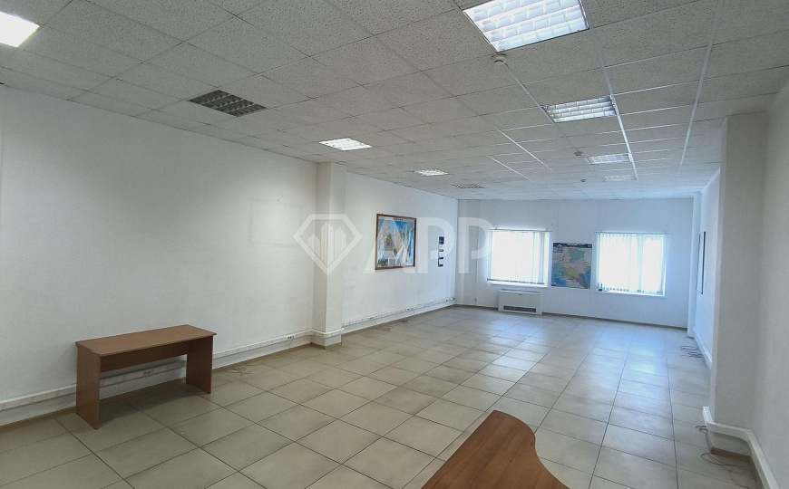 Сдаю офис с ремонтом 82 м² центр вблизи морского торгового порта фото