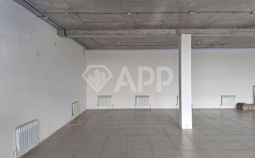 Сдам помещение на первой линии с своей парковкой, 130 м² фото