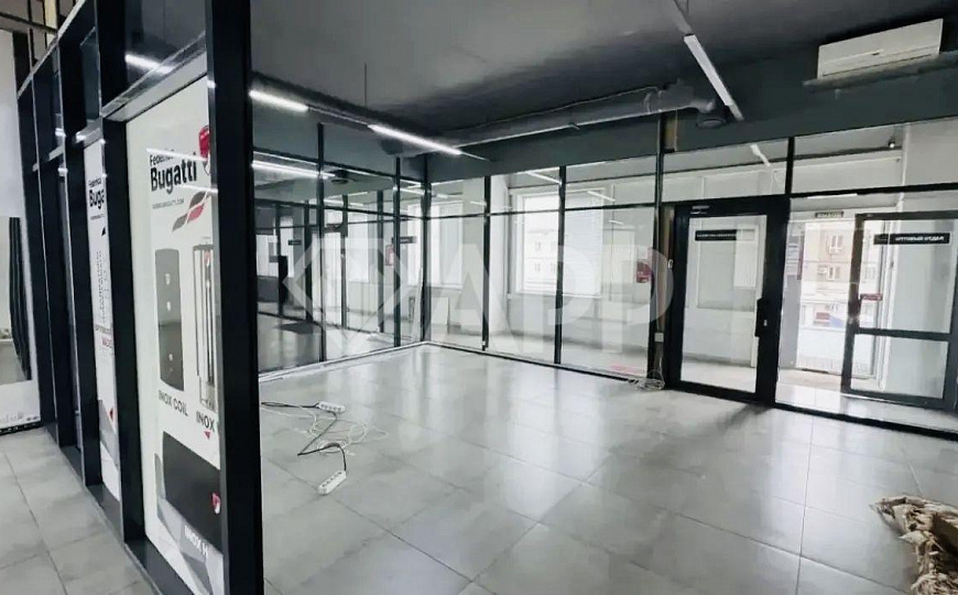 Сдам торговый центр, 700 м² фото