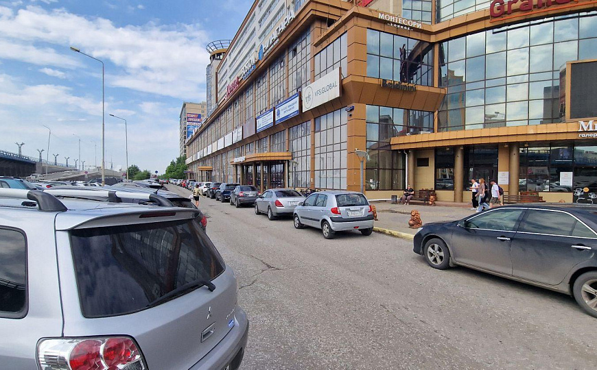 Офис 206,2 м² с арендатором в Миллениуме фото