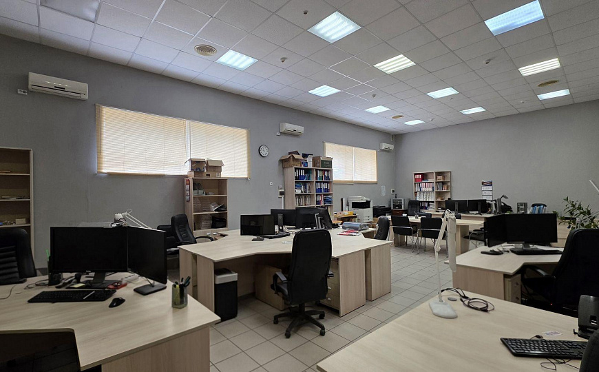 Сдам офисные помещения от 20 м² с водой и без воды фото