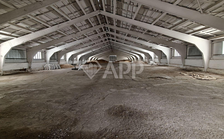Склад на охраняемой базе 500-1500м² фото