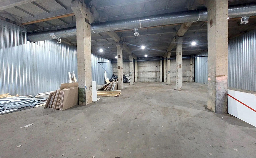 Сдается складское помещение 1700 м² фото