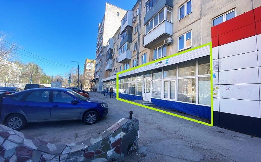 Торговое помещение на 1-й линии фото