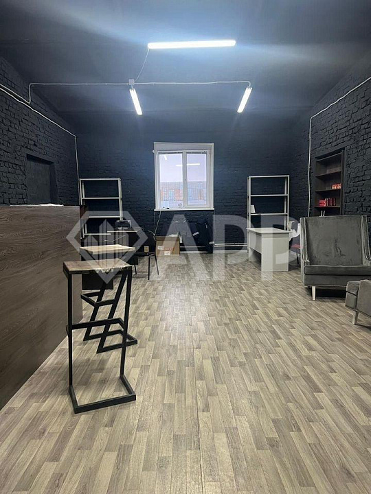 Сдам отдельно стоящее здание, 450 м² фото