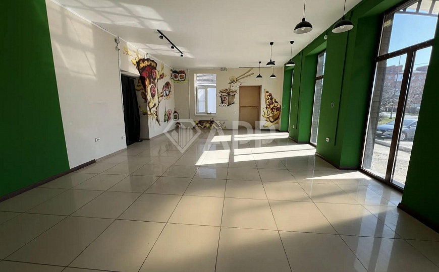 Сдам помещение свободного назначения, 130 м². фото