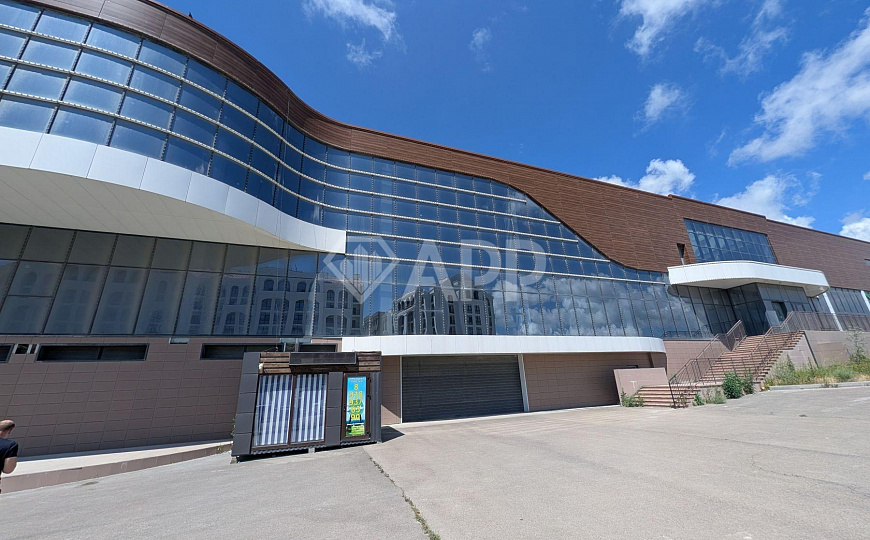 Продам торговый центр, 6 000 м² фото