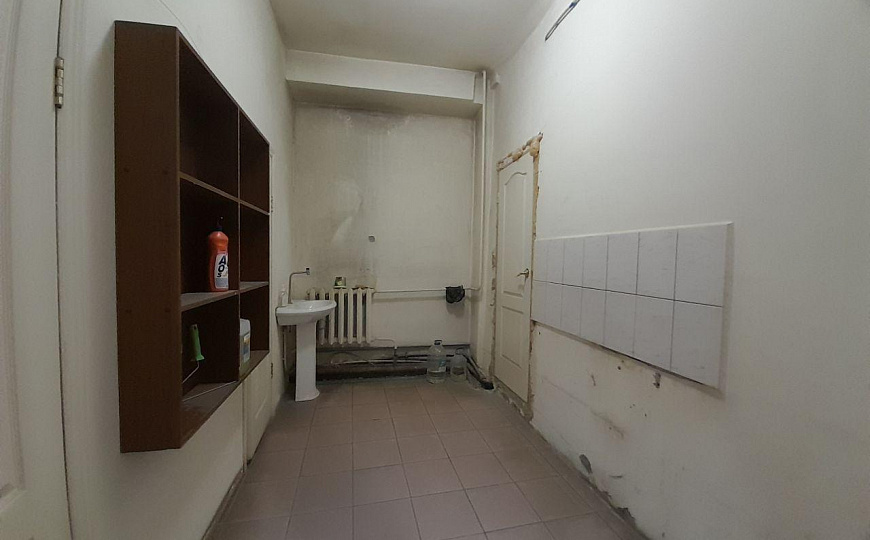 Здание, 2300 м2. фото
