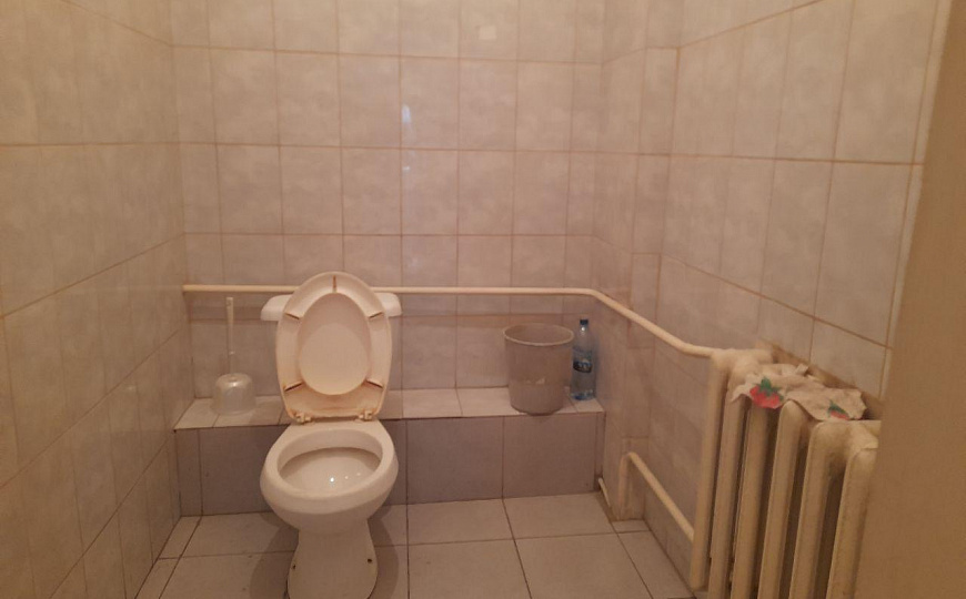 Здание, 2300 м2. фото
