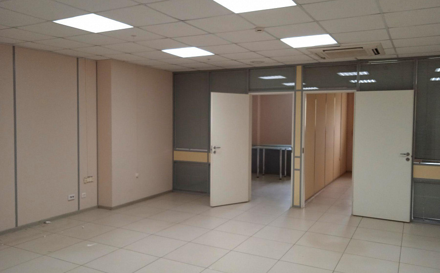 Офисное помещение, 82 м² фото