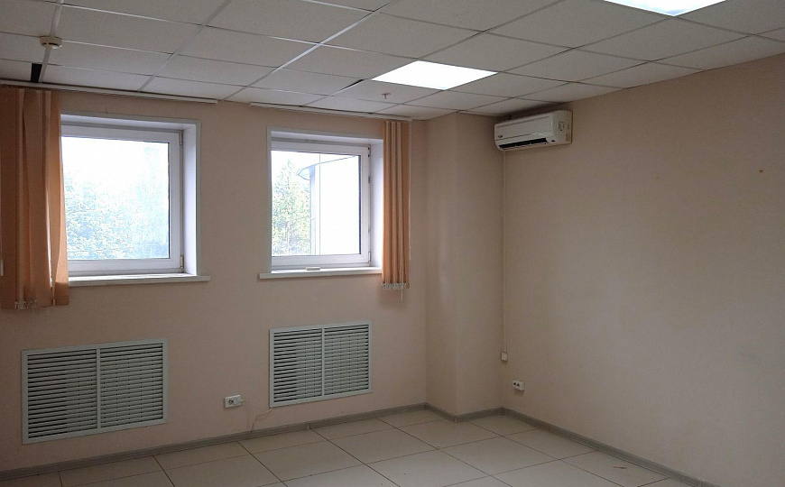 Офисное помещение, 82 м² фото