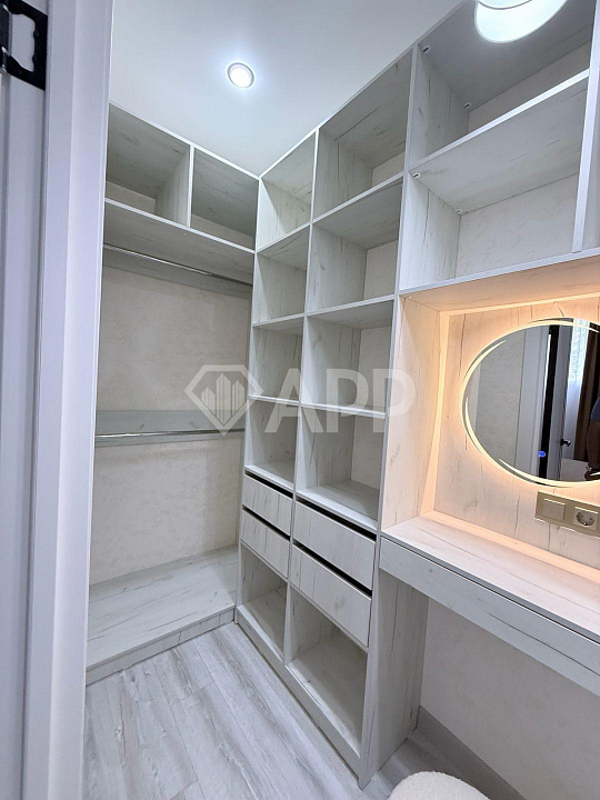 Продам апартаменты, 76.5 м² фото