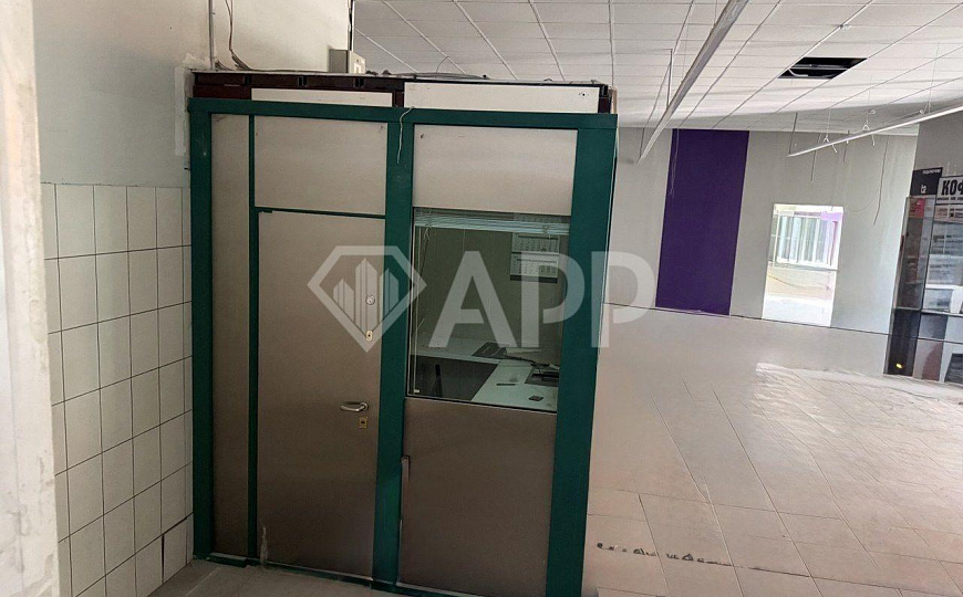 Сдам торговый центр, 205 м² фото