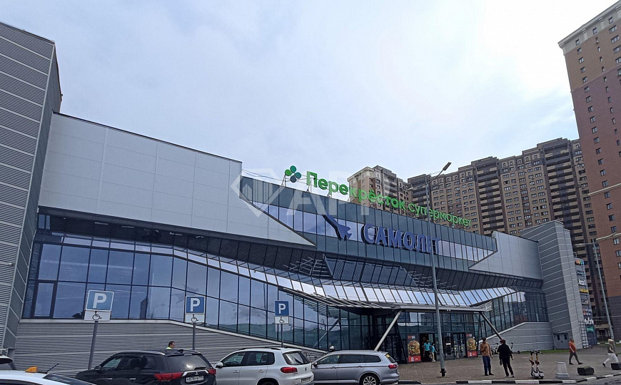 Сдам Помещение в ТЦ Самолёт, 367 м² фото