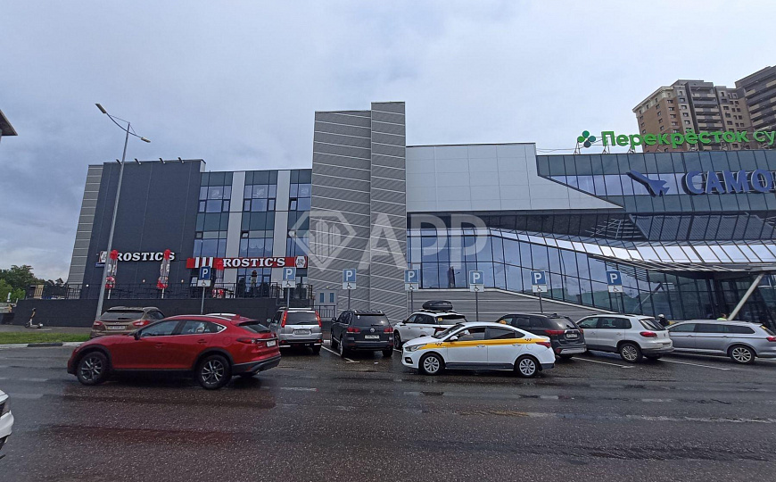 Сдам Помещения в ТЦ Самолёт от 24 м²   фото