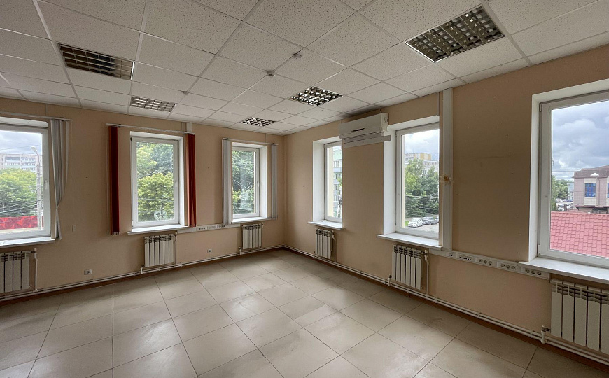 Сдам офисное помещение, 500 м² фото