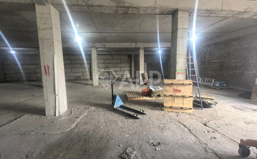 Сдам отдельно стоящее здание, 427 м² фото