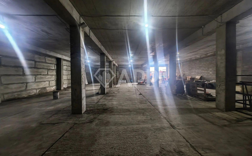 Сдам отдельно стоящее здание, 427 м² фото