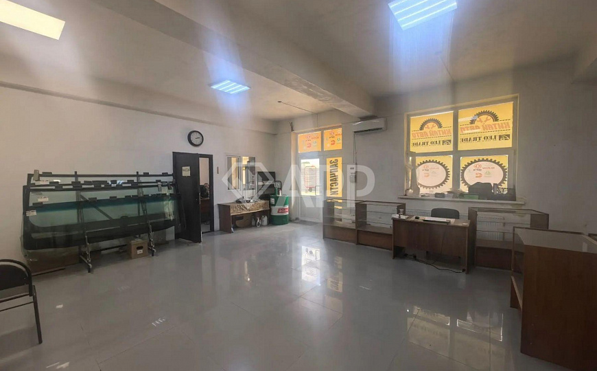 Сдам отдельно стоящее здание, 427 м² фото