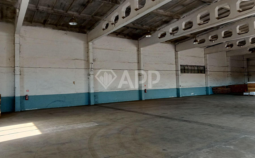Сдаю складское помещение, 800 м² фото
