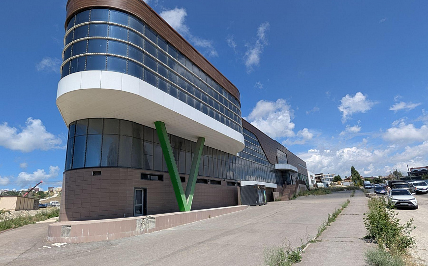 Продам торговый центр, 6 000 м² фото